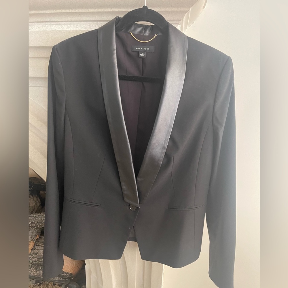 Ann Taylor black blazer with trendy faux leather lapel